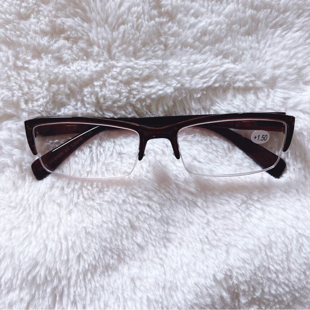 Sophie Tortoise Brown Rectangular Reading Glasses - Picture 4 of 15